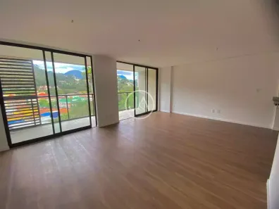 Apartamento com 1 Quarto à venda, 67m² no Itaipava, Petrópolis