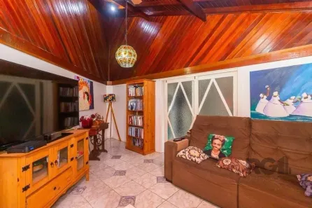 Casa com 3 Quartos para alugar, 117m² no Jardim São Pedro, Porto Alegre