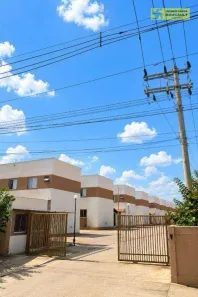 Casa de Condomínio com 2 Quartos à venda, 48m² no Água Espraiada (Caucaia do Alto), Cotia