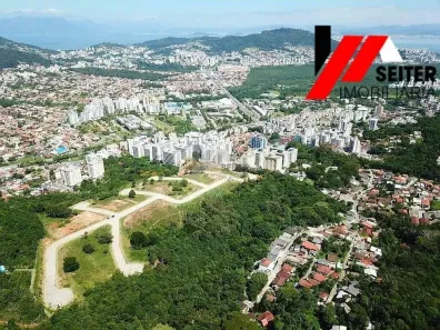 Lote/Terreno à venda, 450m² no Itacorubi, Florianópolis