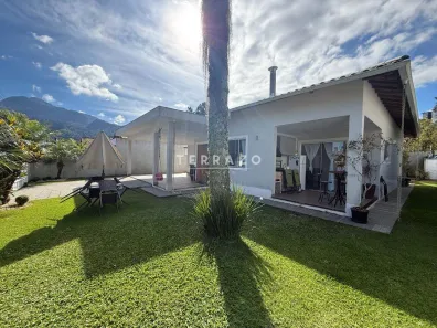 Casa com 3 Quartos à venda, 149m² no Carlos Guinle, Teresópolis