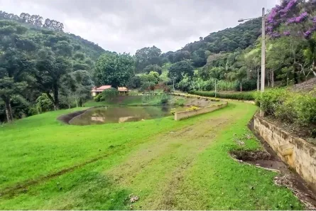 Fazenda/Sítio com 3 Quartos à venda, 259198m² no , Extrema