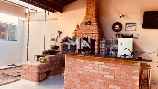 Casa com 2 Quartos à venda, 157m² no Jardim Santa Marta, Salto