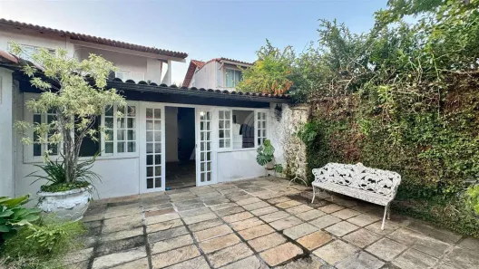 Casa de Condomínio com 4 Quartos à venda, 241m² no Barra da Tijuca, Rio de Janeiro
