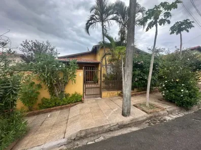 Casa com 4 Quartos à venda, 193m² no Centro, Águas de São Pedro