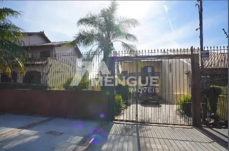 Casa com 2 Quartos à venda, 200m² no Partenon, Porto Alegre