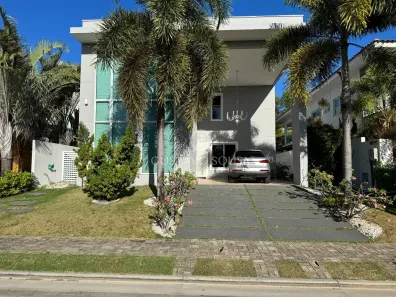 Casa de Condomínio com 5 Quartos para alugar, 330m² no Coaçu, Eusébio