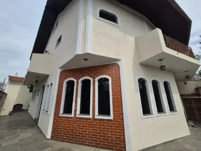 Sobrado com 3 Quartos à venda, 319m² no Jardim Ana Maria, Santo André