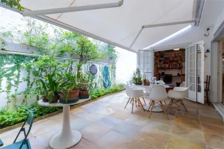 Casa com 2 Quartos à venda, 152m² no Jardim América, São Paulo