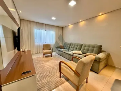 Casa com 3 Quartos à venda, 180m² no Vila Carolina, Itapetininga