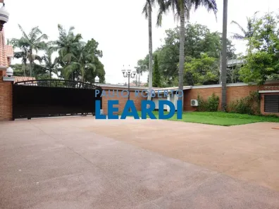 Sobrado com 4 Quartos à venda, 850m² no Jardim América, São Paulo