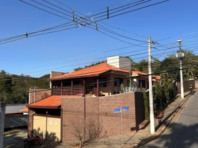 Casa com 3 Quartos à venda, 249m² no Freguesia da Escada, Guararema
