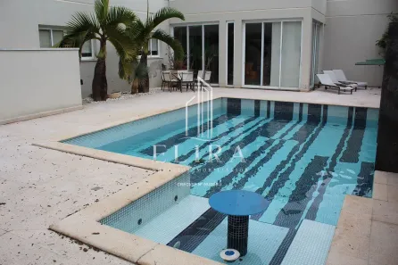 Sobrado com 4 Quartos à venda, 589m² no Loteamento Israel, Americana