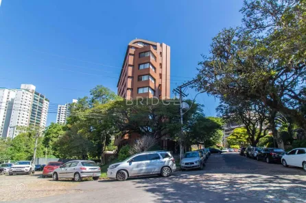 Apartamento com 2 Quartos à venda, 93m² no Três Figueiras, Porto Alegre