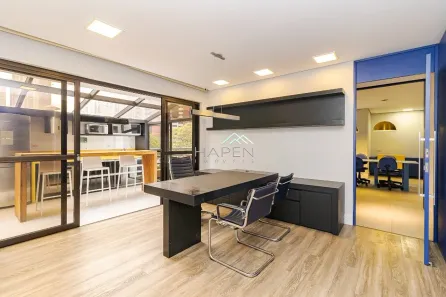 Sala Comercial para alugar, 243m² no Água Verde, Curitiba
