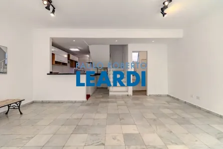 Casa de Condomínio com 2 Quartos à venda, 140m² no Vila Ipojuca, São Paulo