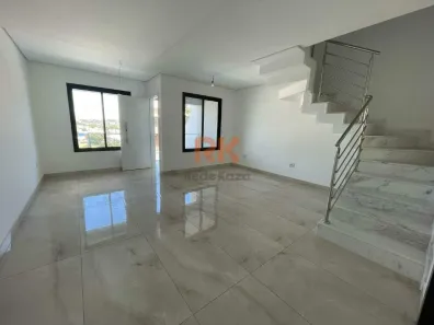 Casa com 3 Quartos para alugar, 170m² no Cabral, Contagem