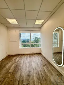 Sala Comercial para alugar, 29m² no Tamboré, Santana de Parnaíba