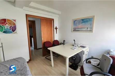 Sala Comercial à venda, 36m² no Moinhos de Vento, Porto Alegre