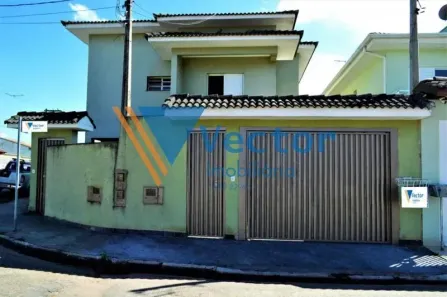 Casa com 3 Quartos para alugar, 150m² no Jordanópolis, Arujá
