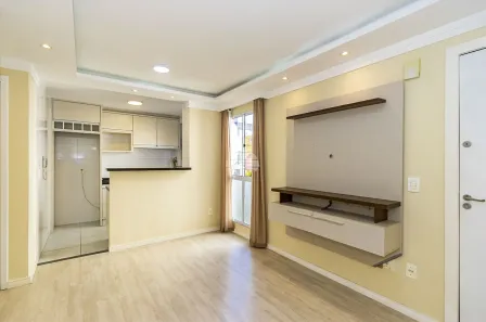 Apartamento com 2 Quartos à venda, 40m² no Santa Cândida, Curitiba
