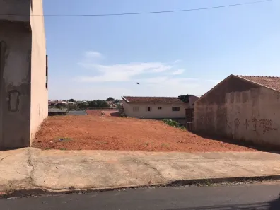 Lote/Terreno à venda, 371m² no Vila Industrial, Bauru