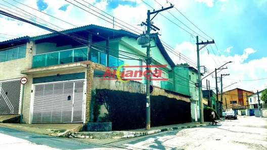 Sobrado com 3 Quartos à venda, 165m² no Jardim Aida, Guarulhos