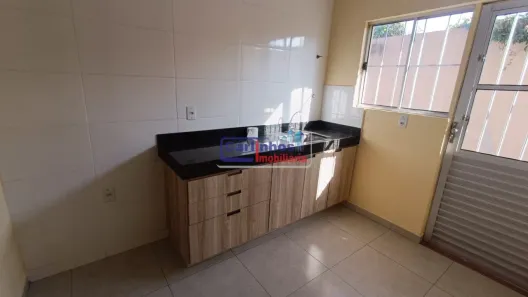 Apartamento com 2 Quartos para alugar, 60m² no Bandeirinhas, Betim