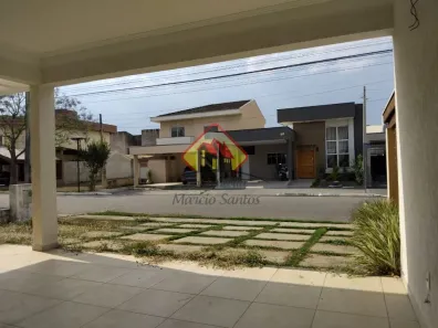 Casa de Condomínio com 3 Quartos à venda, 215m² no Piracangaguá, Taubaté
