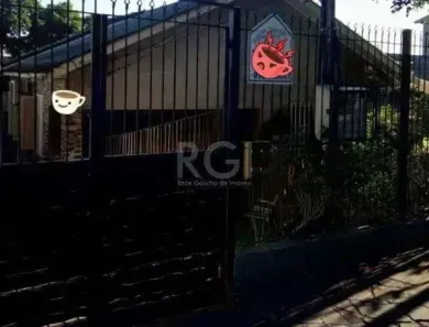 Casa com 3 Quartos à venda, 80m² no Espírito Santo, Porto Alegre