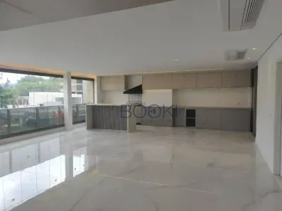 Apartamento com 3 Quartos para alugar, 233m² no Real Parque, São Paulo
