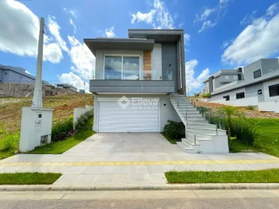 Casa com 3 Quartos à venda, 251m² no Centro, Gravataí