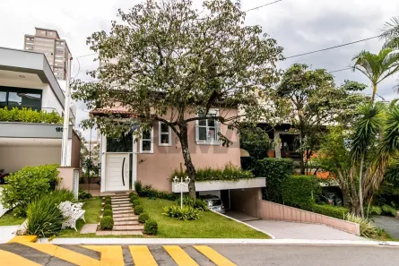 Casa de Condomínio com 4 Quartos à venda, 262m² no Alphaville, Santana de Parnaíba