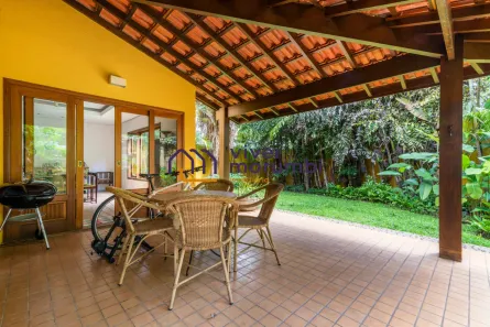 Sobrado com 4 Quartos à venda, 300m² no Jardim Leonor, São Paulo