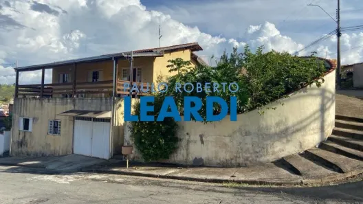 Sobrado com 3 Quartos à venda, 190m² no Monte Verde, Poços de Caldas