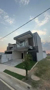 Casa de Condomínio com 3 Quartos à venda, 200m² no Jardim Imperial, Cuiabá