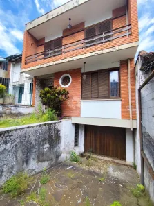 Casa com 3 Quartos à venda, 217m² no Higienópolis, Porto Alegre