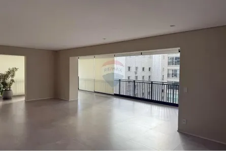 Apartamento com 3 Quartos para alugar, 226m² no Jardim Paulista, São Paulo