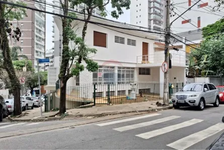Casa com 4 Quartos para alugar, 200m² no Sumaré, São Paulo