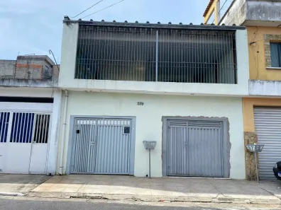 Sobrado com 2 Quartos à venda, 156m² no Parque São Francisco, Ferraz de Vasconcelos