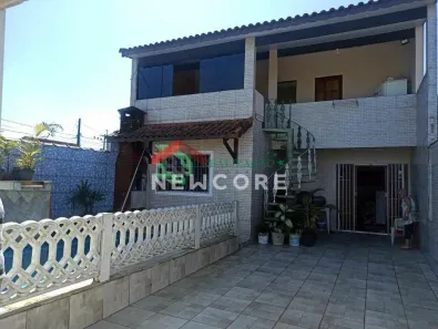 Sobrado com 3 Quartos à venda, 150m² no Vera Stella, Mongaguá