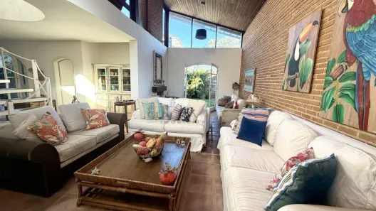 Casa com 3 Quartos à venda, 270m² no Lagoinha, Ubatuba