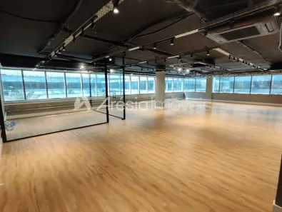 Sala Comercial para alugar, 201m² no Barra Olímpica, Rio de Janeiro