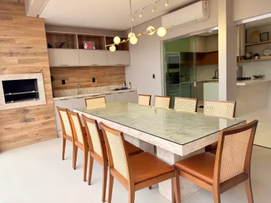 Casa de Condomínio com 4 Quartos à venda, 300m² no Ponta Negra, Manaus