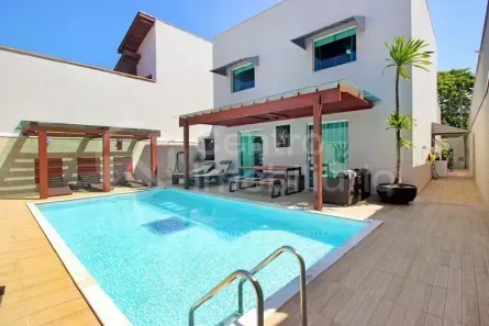 Casa com 3 Quartos à venda, 137m² no Parque Balneario Oasis, Peruíbe