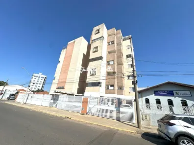 Apartamento com 2 Quartos para alugar, 75m² no Centro, Boituva