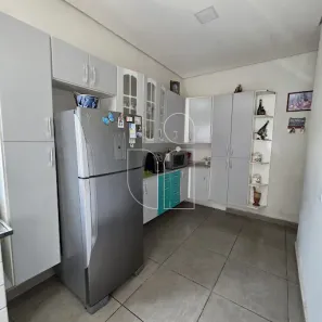 Casa com 3 Quartos à venda, 180m² no Somenzari, Marília