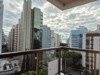 Apartamento com 2 Quartos para alugar, 108m² no Centro, Florianópolis