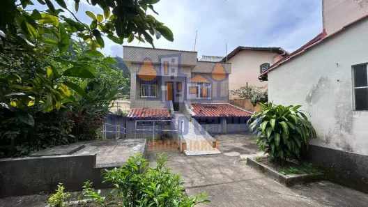 com 4 Quartos à venda, 273m² no Olaria, Nova Friburgo