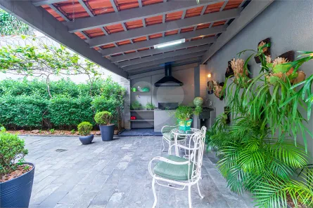 Sobrado com 4 Quartos à venda, 300m² no Jardim Paulistano, São Paulo